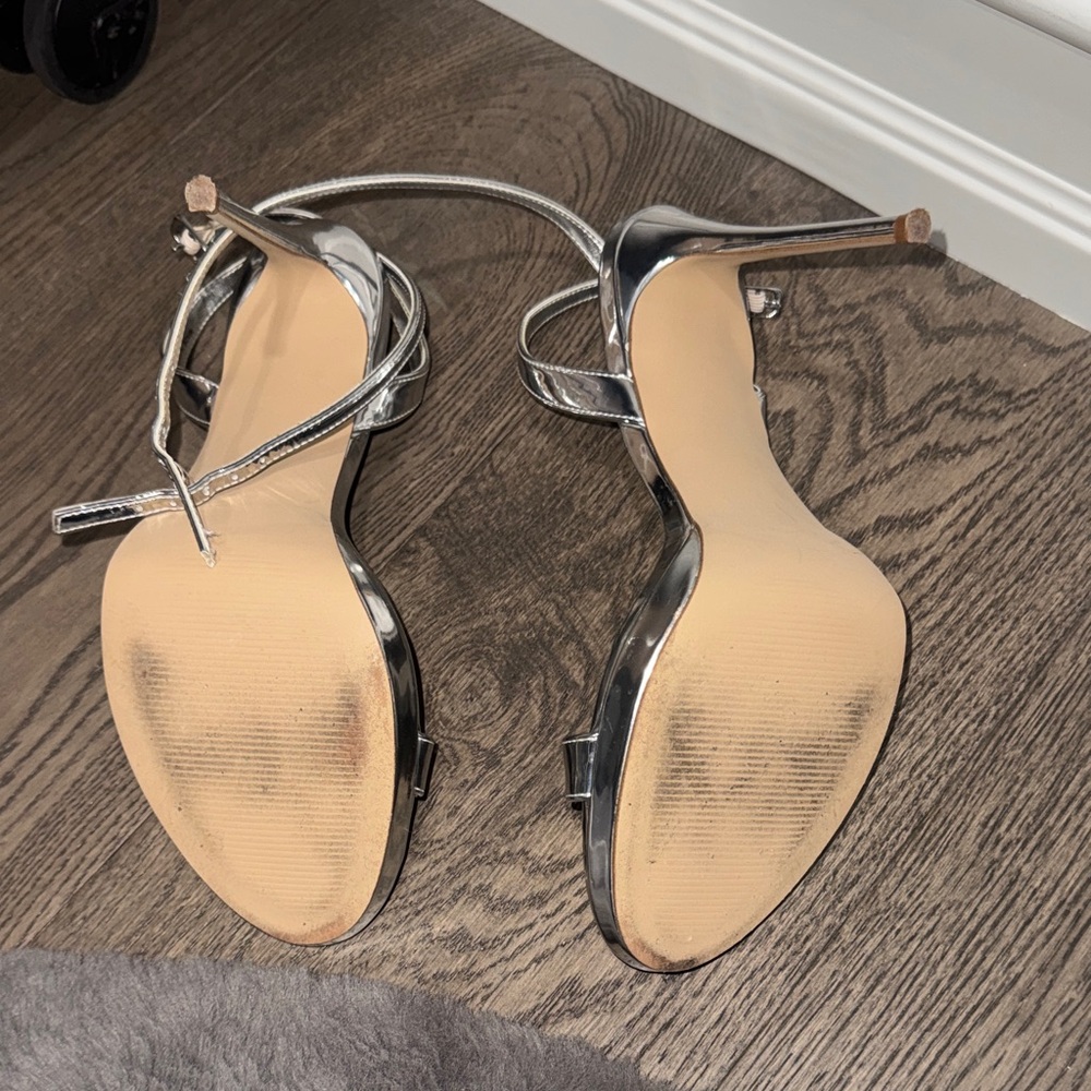 Steve Madden Metallic Silver Heels - Picture 5 of 5